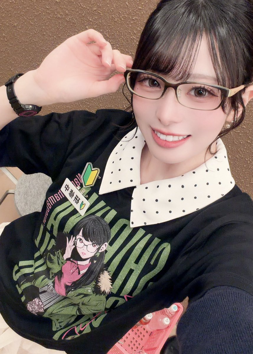 nekoneko_003's tweet photo. 第2回クラファン終了まで残り1日です！
Midoのアクスタ、Tシャツ、そして会えるリアルチェキ会イベントなどなど！！
色んなリワードがあるので、この機会に是非…🤍
MidoTシャツめっちゃオシャレでかわいいでしょ(  ¯꒳​¯ )✨️(私がデザインしたのだよ😎) https://t.co/bwqu8FzuwU