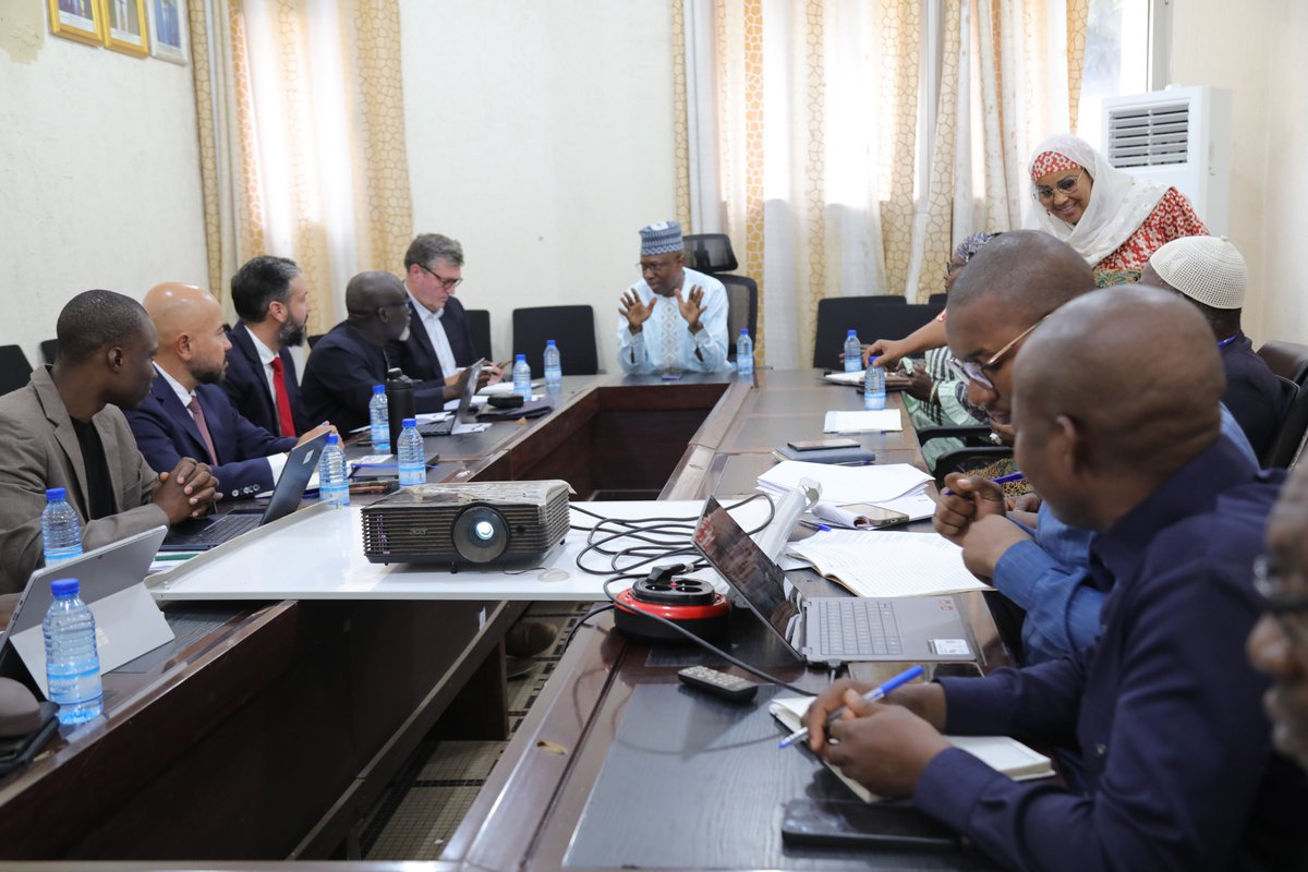 PaarUnc's tweet photo. Du 28 septembre au 2 octobre 2026, tenue à Bamako de la mission d’appui de la Banque mondiale à la mise en œuvre du Projet d’Amélioration de la Connectivité et la Résilience des Infrastructures Routières au Mali (Mali Nafa Soro Siraw, Mali – NSS). https://t.co/5x7GUYbFgk