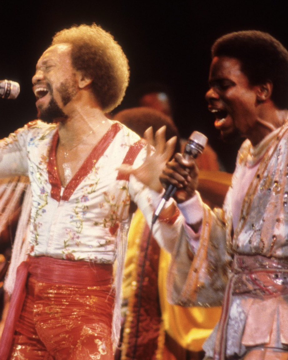 PopCrave's tweet photo. “September” by Earth, Wind &amp; Fire re-enters the Hot 100 at #45 following the 21st of September.

It peaked at #8 in 1979. https://t.co/DJh0mEZzul