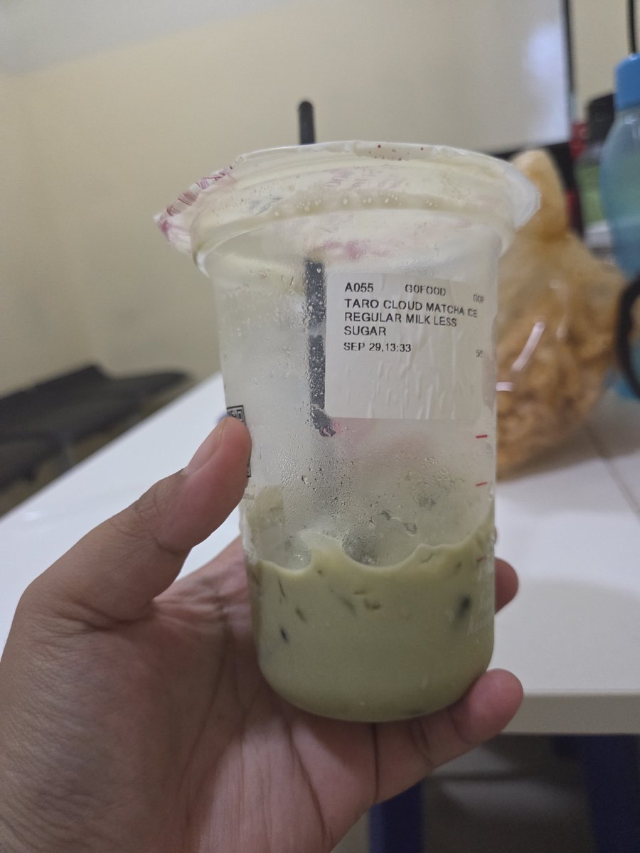 cacawithmee's tweet photo. rezeki anak solehah, ngidam pengen taro seriesnya kopken. eh, tiba tiba ada yang kasii 🫪 https://t.co/CQEPXecMAW