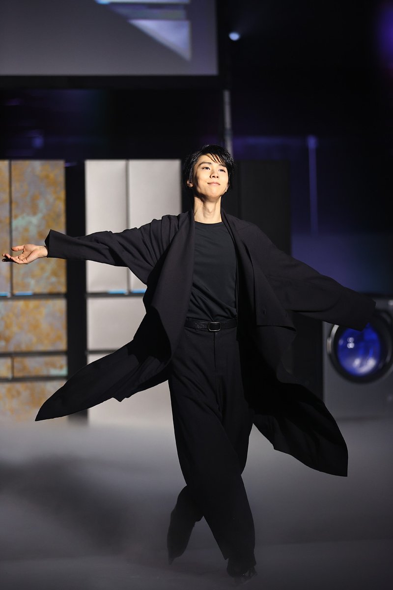 edgelinetokyo's tweet photo. 羽生結弦選手「ハイアール・AQUA新製品」スケーティング！お披露目の瞬間写真31枚掲載 https://t.co/IJZzEzIJzX

写真メイン記事
#羽生結弦 https://t.co/ZjsAkyspap