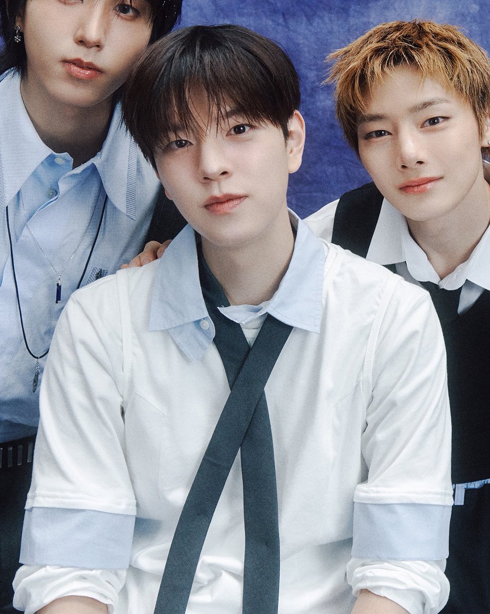 KSMCentral_'s tweet photo. 🐶📸 | [260929] Stray Kids Social Medias Update

Stray Kids 2027 Season’s Greetings
[Paper Tale] UNIT TEASER IMAGES

#Seungmin Ver. 🐾

📖PRE-ORDER
26.10.06 TUE 15:00 - 10.14 WED 23:59 (KST) 

#승민 #スンミン https://t.co/T97jA3T55k