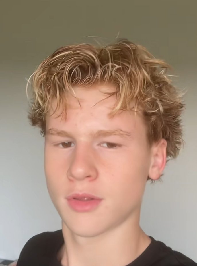 bait_tyl00's tweet photo. https://t.co/BMJgsE9cg5 https://t.co/yktXbS7jff