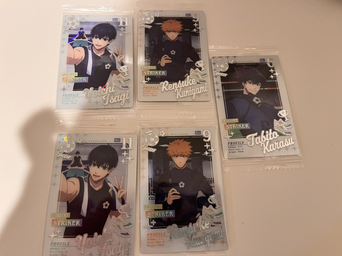 abultblackcat's tweet photo. 【交換、譲渡】ブルーロック ウエハース 6
譲▶︎ER潔、國神、烏
E閃堂、乙夜、雷市、雪宮、馬狼、蟻生、久遠、士道
O千切、國神、蜂楽、潔

求▶︎凛（O＞ER）、シークレット、1枚100プラス送料

引取りはキャラ毎でお願いします。
シークレットには複数枚提供可能。
お気軽にお声掛けください。 https://t.co/3dG7IZWTfC