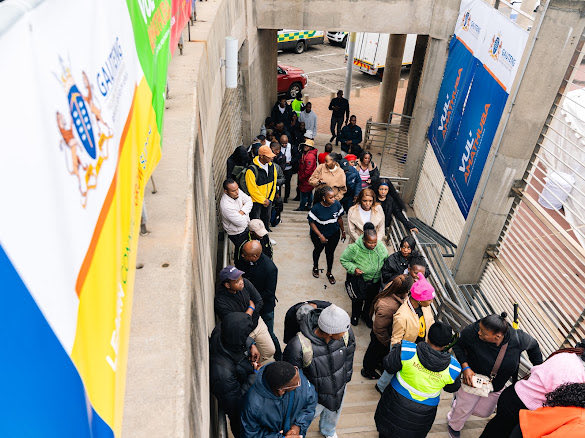 VuyiswaRamokgop's tweet photo. Looking for Amathuba? 👀

Well, come this side! We have over 9,000 opportunities available for you. 🇿🇦

All you have to do is show up, check what matches you and apply.

Your opportunity could be right here. Let’s Vul’Amathuba! 🚀

#VulAmathuba #WeNeedNewLeaders #GrowingGautengTogether