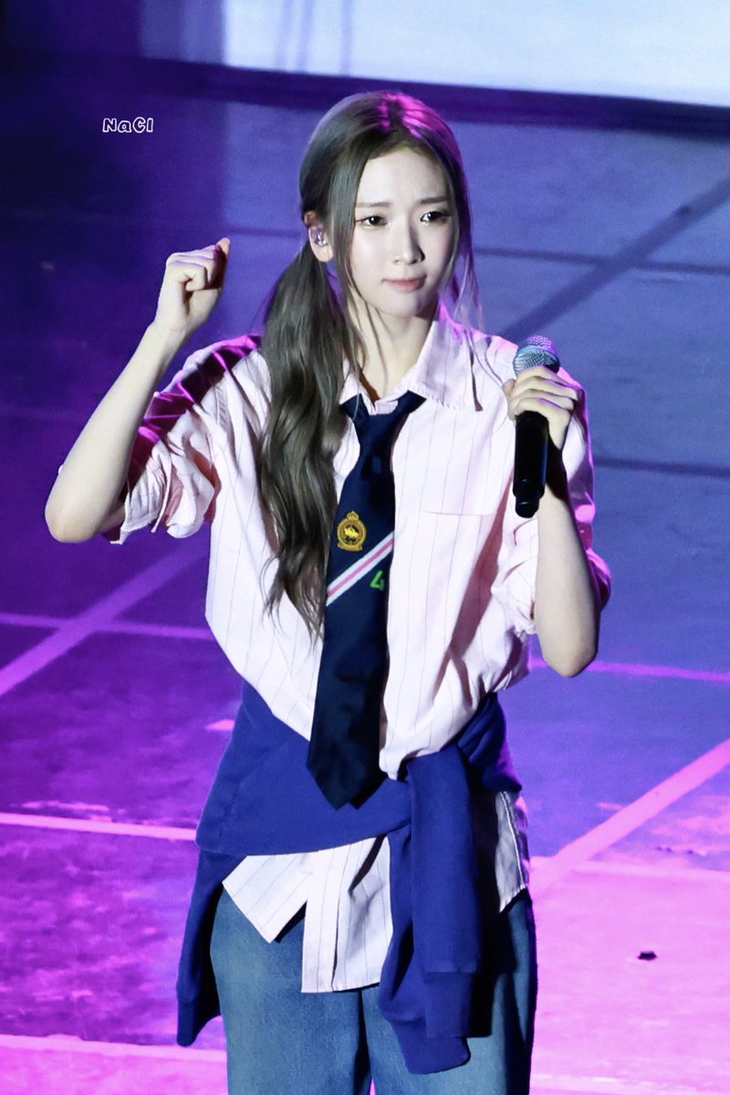 ElenaKwonFrance's tweet photo. 📸┊PHOTOS  › 29.09.26

Elena au festival de l’Université Gyeongsang hier

© NaClFor0411 

→ #ELENA #엘레나 #TUIDE #튜이드 https://t.co/1md2ot8Ult