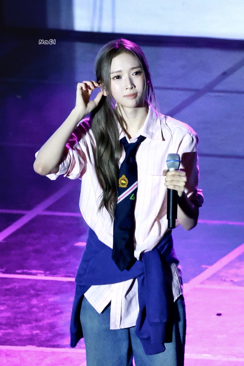ElenaKwonFrance's tweet photo. 📸┊PHOTOS  › 29.09.26

Elena au festival de l’Université Gyeongsang hier

© NaClFor0411 

→ #ELENA #엘레나 #TUIDE #튜이드 https://t.co/1md2ot8Ult