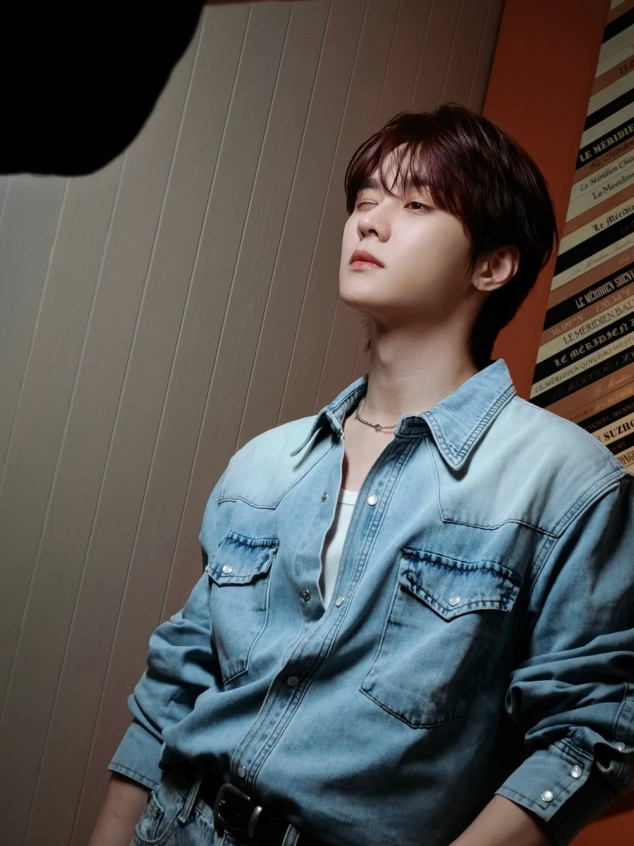 QKNSOLO's tweet photo. [092926] #KUN Weibo Update 

"一组拍摄花絮live图"

#KUN #QIANKUN #钱锟 #쿤
#WayV #威神V #NCT https://t.co/4fbjpdAtHg