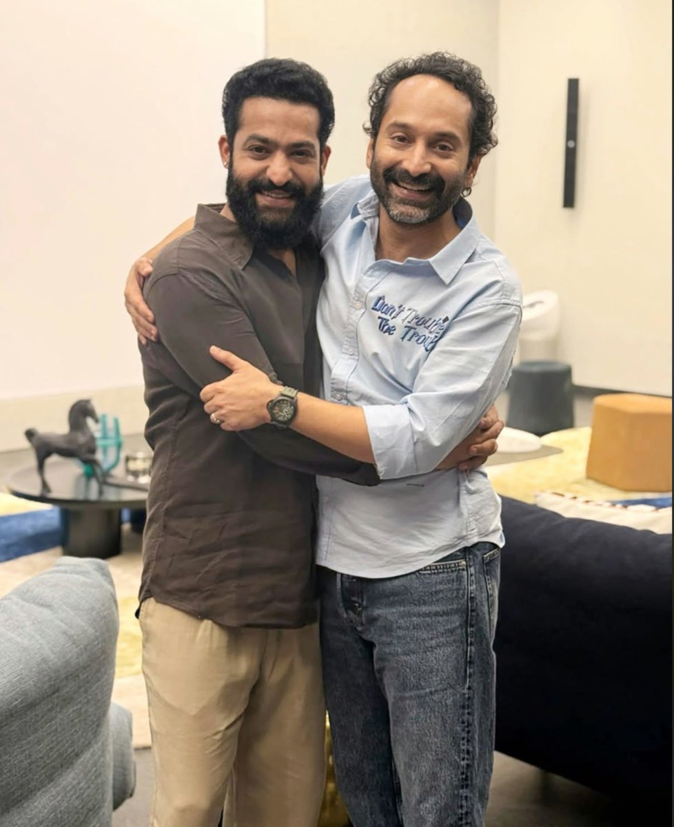 Kuttima_kutty's tweet photo. Abhaa entha bAgundho smile😘🐯🫂

Cute unnav Tigeruuuu 😘 

@tarak9999 https://t.co/kQ17O76PvB