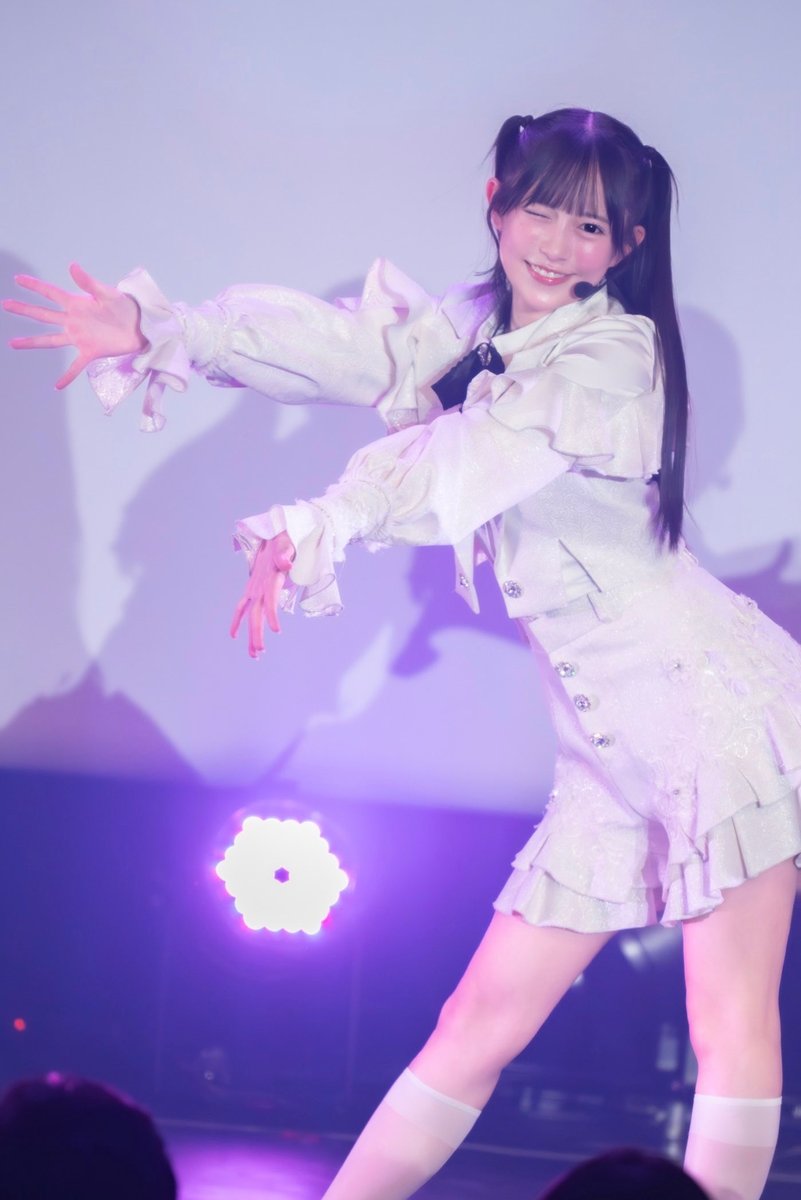 suzuno_mio's tweet photo. どれも可愛すぎるRain Treeの衣装🪄ꕀ⋆꙳ https://t.co/s2JQKyeR4t