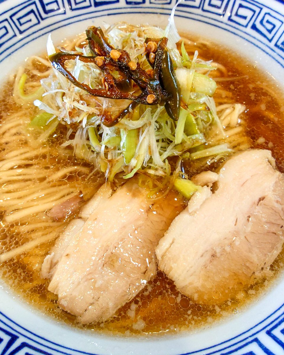 HARU_R110's tweet photo. 🍜 中華そば かなで 〜煮干編〜

🗺️ 福岡市東区多の津4-8-7

☑️ なつかしネギそば ～昭和～ 
 　 ⚠️期間限定麺

豚清湯にしゃきしゃきネギ、揚げネギの香ばしさ😋👍 https://t.co/3JU3FNKwdL