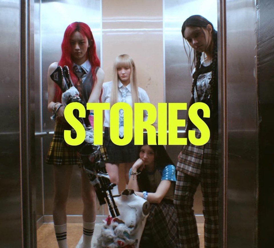 TheHateBase's tweet photo. ILLIT is promoting g*n violence in their recent comeback photos.

While two of the members are dressed in school uniforms. https://t.co/TZL8O8KB6v