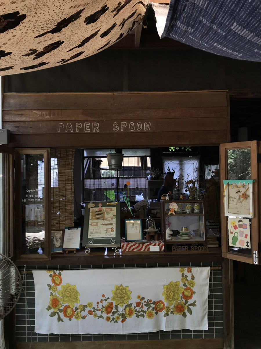 tataetyyknp's tweet photo. Paper spoon ชอบมากกกก ไม่ค่อยแมสในหมู่คนไทย แต่คนเกาหลีแมสเลย มู้ดดี เงียบ สงบ จนฉันบอกเพื่อนว่าอยากได้บ้านแบบนี้ แบบนี้เลยอ่ะ https://t.co/skZu68neVn