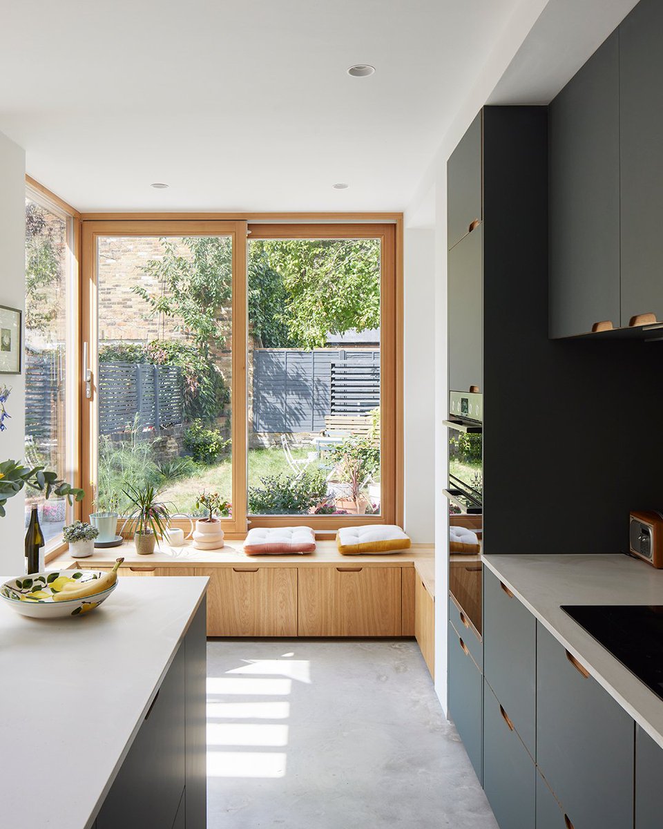 BuildItMagazine's tweet photo. Extension vs conservatory: what��s the difference and which one is right for you? Scarlett Deamer looks at design, energy efficiency and costs to help point you towards the right solution: https://t.co/xmpiHshyxN https://t.co/n7q3pzXj85