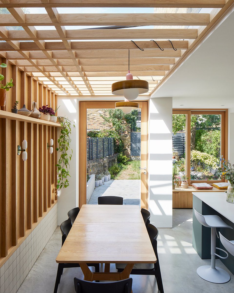 BuildItMagazine's tweet photo. Extension vs conservatory: what��s the difference and which one is right for you? Scarlett Deamer looks at design, energy efficiency and costs to help point you towards the right solution: https://t.co/xmpiHshyxN https://t.co/n7q3pzXj85