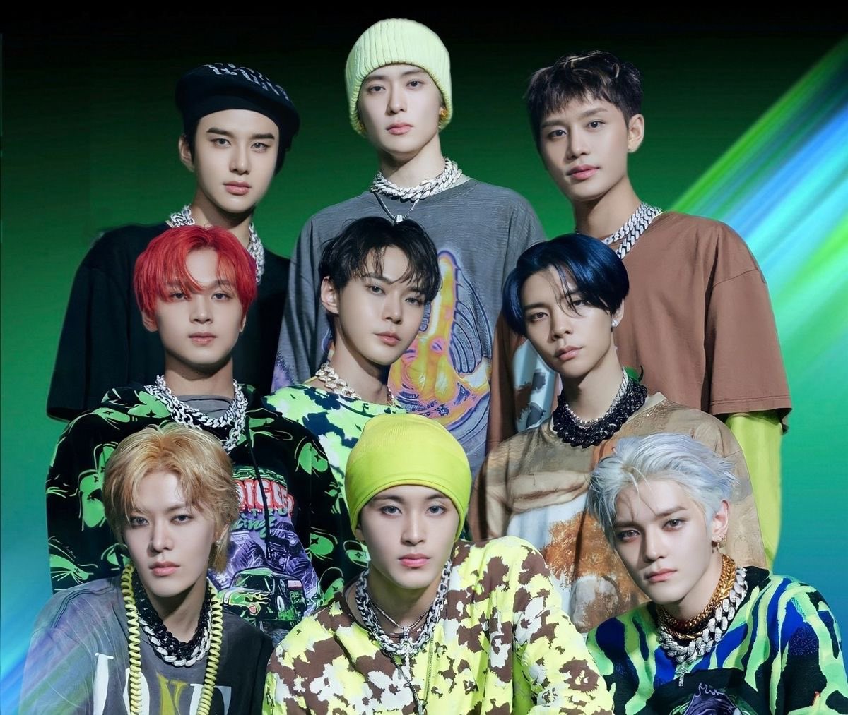 torokeru_brain's tweet photo. NCTは顔圧ある人が多い中うぃしはふんわり柔らか顔が多いから派手すぎ衣装着ると顔が霞む、ていう意見見てなるほどって思って、ふとNCTの中ではダントツ透明感塩顔のドヨンのこと思いだしたんだけど、ドヨンも派手衣装のときはガッツリメイクしてんだよね。うぃしもヘアメ合わせたらもっと映えるのかな https://t.co/QTaePsnLXJ