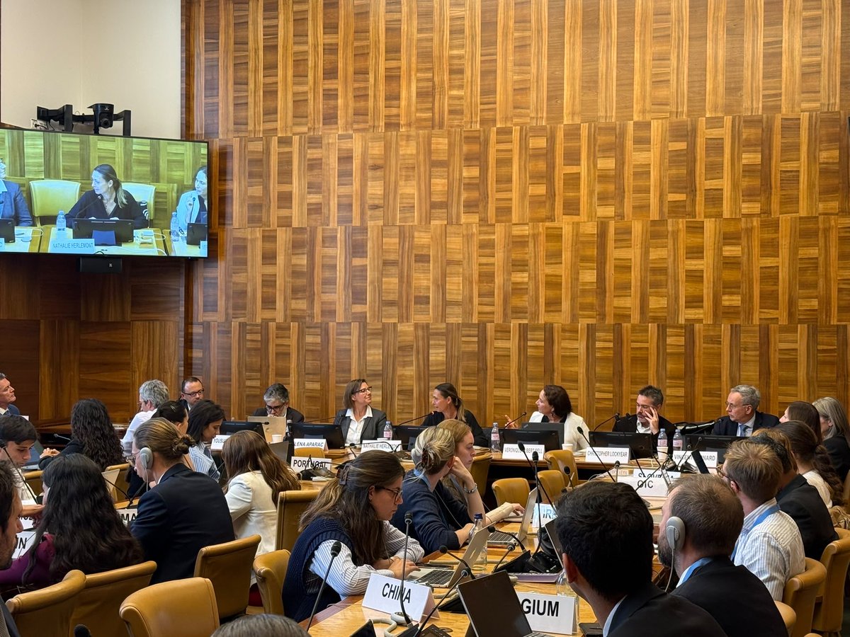 CROinUNGeneva's tweet photo. 🇭🇷 &amp; 🇨🇦 co-hosted the side event “Facts Matter: Truth, Trust and Upholding IHL” at #HRC63. Speakers stressed that credible, independent and impartial fact-finding must go beyond documenting violations to build trust and prevent further harm. https://t.co/IoUNhIPItU