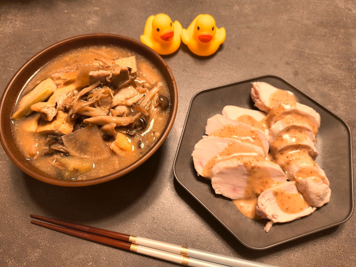 Pinako_kosodate's tweet photo. 今日のワシの晩ごはん。 https://t.co/oTYHslMaMn