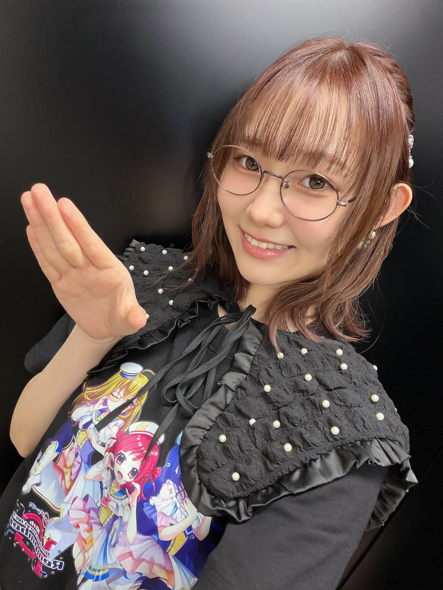 Niina_pi2173's tweet photo. ごきげんよう🌙🌙
"だいたい"20:00〜 #リステップTV 生配信ですよ〜〜〜！

帆風奏役 #阿部里果 さんと一緒です☺️💚
ゆる〜い放送になりそうな予感だ〜🫖🫖

#リステ #リステップ https://t.co/tja07Gor7F