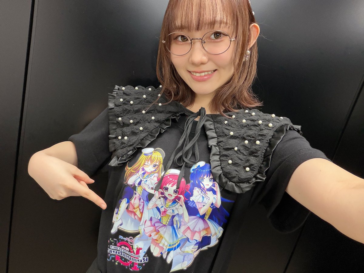 Niina_pi2173's tweet photo. ごきげんよう🌙🌙
"だいたい"20:00〜 #リステップTV 生配信ですよ〜〜〜！

帆風奏役 #阿部里果 さんと一緒です☺️💚
ゆる〜い放送になりそうな予感だ〜🫖🫖

#リステ #リステップ https://t.co/tja07Gor7F