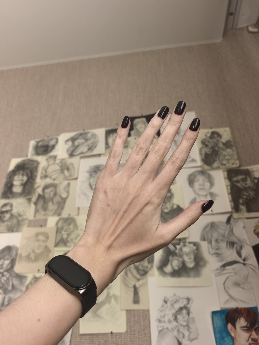 black_cat_art_'s tweet photo. при росте 180 вешу 60 килограмм. мне тоже однажды сказали, когда набрала до 63 "ужас, чего так много, я в 40 кг себя чувствую жирной". и это говорила девушка ростом 150-155. почему людям так трудно принять факт, что распределение массы тела у всех разное, как и рост ... https://t.co/iqAHCbgvgl