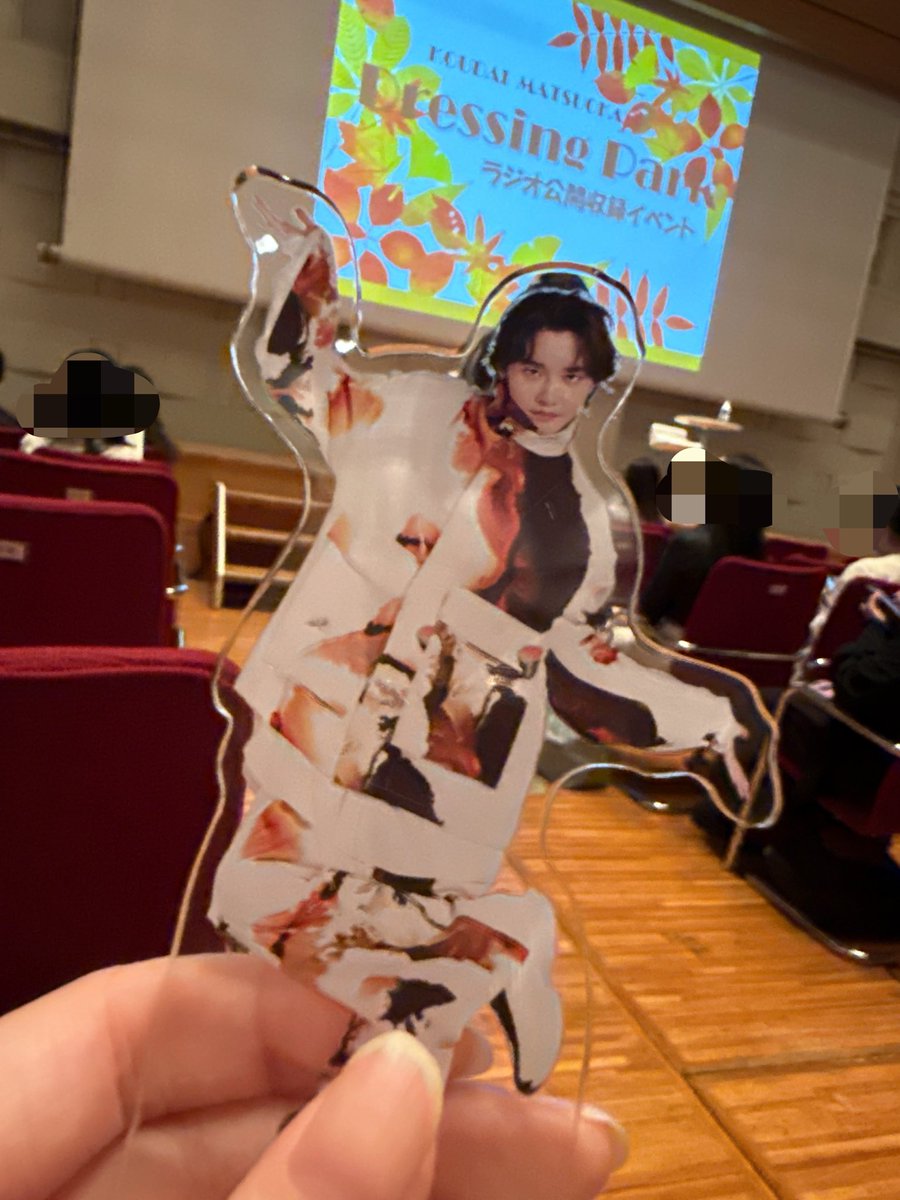 0109naaao's tweet photo. 前回そいや骨折してたなとか思いつつきた🙆‍♀️
てか前と同じ席 https://t.co/5In9gzSkK2