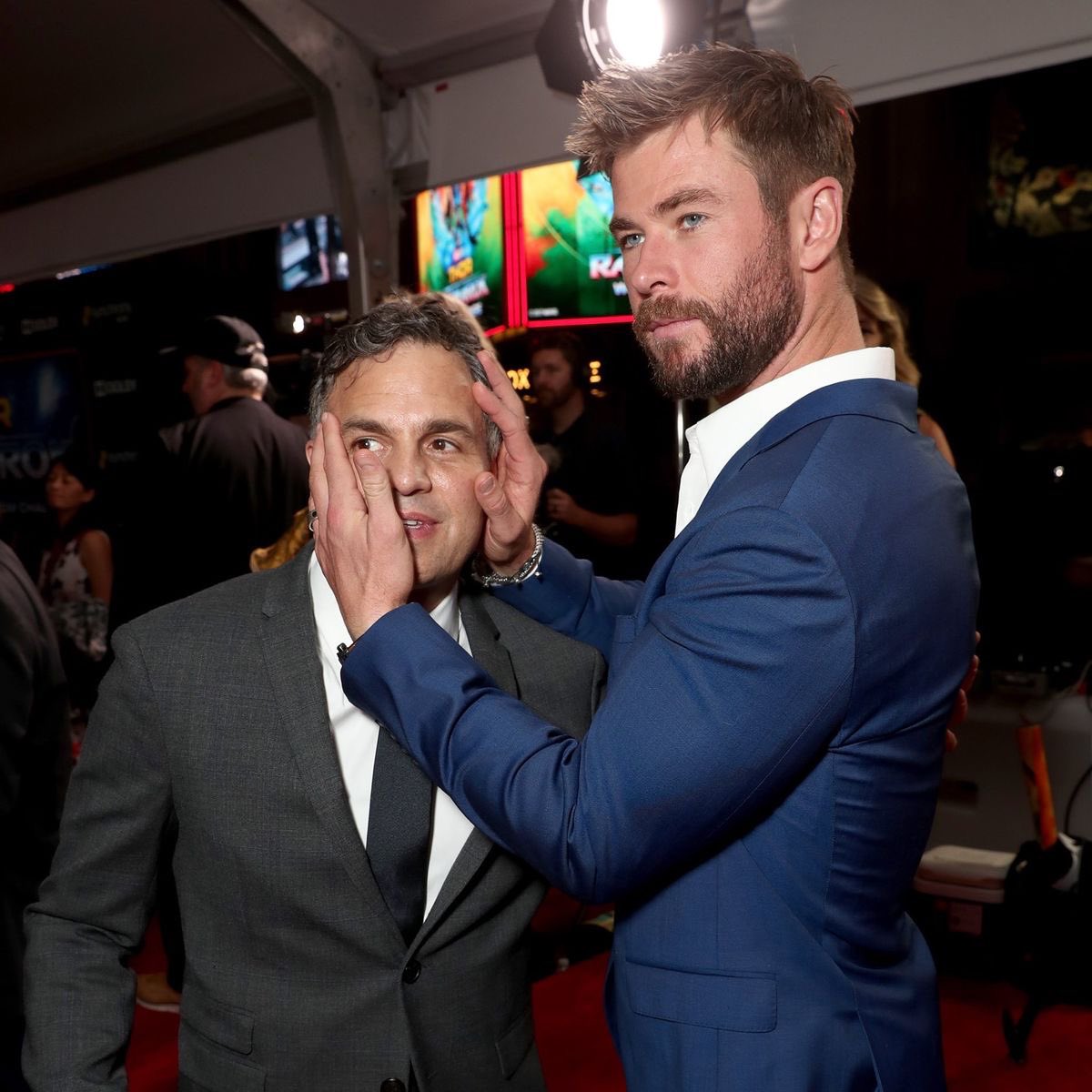 Bri_liarloki's tweet photo. クリヘムに一発でやられそうなアベンジャーズに対して、対抗出来るトムヒ

いいですねぇ……。 https://t.co/hUrvIJjgPK
