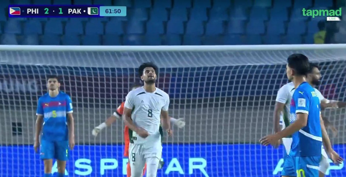 pakfooty's tweet photo. MY FUCKING VOICE IS GONENEEE EGOALLLLLLLLLLLLLLLLLLLLLLL

2-2 FOR PAKISTAN AGAINST PHILIPPINES!!!!!!

WE ARE SO BACK PLEASE PAKISTAN https://t.co/F02wFatjE9
