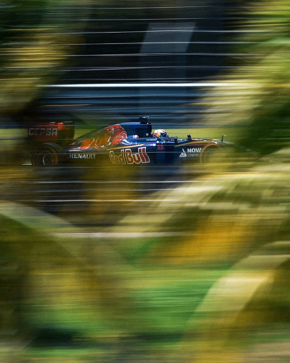 VerstappenCOM's tweet photo. Max's first F1 race in Malaysia 🔙 in 2015 🥹 https://t.co/EsIPeGdx4t