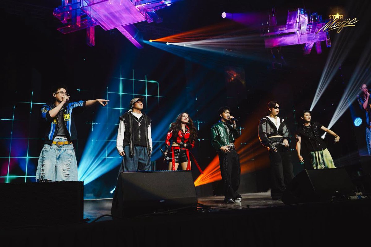 wriveph's tweet photo. Congratulations on your successful concert #KrystalMejes! Thank you for having us on your special night with your "Talians"! ✨

🔗 LISTEN HERE:
https://t.co/qbU83hoN92

🔗 OFFICIAL VISUALIZER
https://t.co/fj1l9kj7MF

#WRIVE
#BECOMING #BECOMINGKrystalMejes
#StarMagic #StarMusicPH https://t.co/e7jTTZPdA5