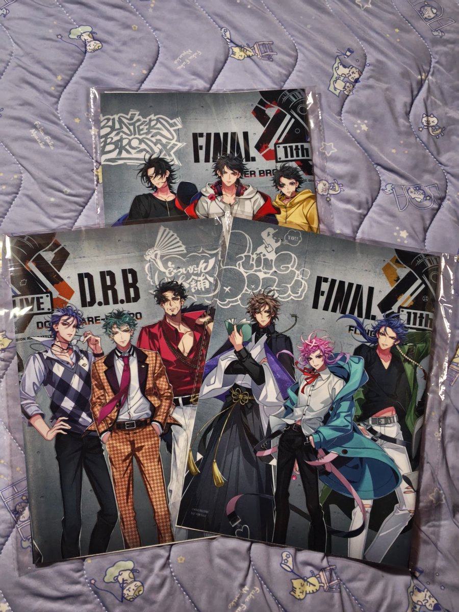 28Ue's tweet photo. アニメイトからお荷物が届きました( •ᴗ• )

ヒプノシスマイク -Division Rap Battle-
11th LIVE ≪Final D.R.B≫
🟥Buster Bros!!! ＆ Bad Ass Temple🟣
🟦MAD TRIGGER CREW ＆ どついたれ本舗🟠
🟨Fling Posse＆ 麻天狼🩶 https://t.co/KkTGB2SEME