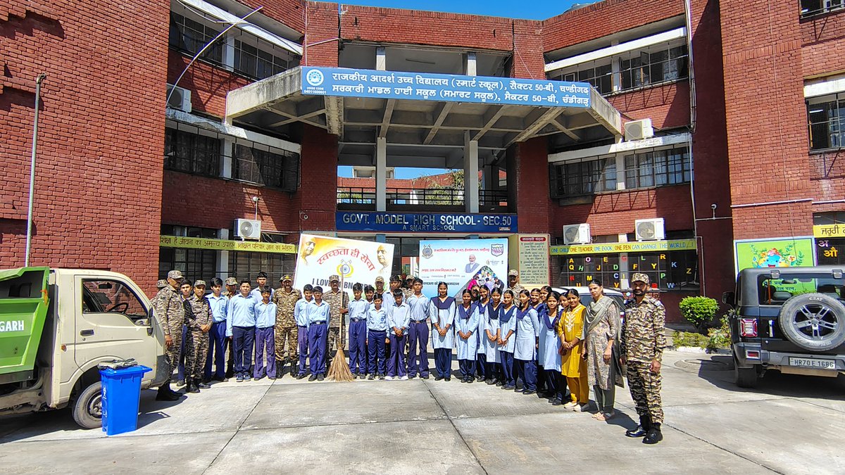 51Crpf's tweet photo. On 29.09.2026,C/51Bn @crpfindia united with staff &amp; students at GMHS Sec-50, Chd for a clean campus drive! 
"CRPF leads, school gleams"
@ignwscrpf
@HMOIndia @PIBHomeAffairs @PMOIndia @SwachhBharatGov @SwachhBharat @MoHUA_India @MoJSDDWS
#SHS2026 #SwachhataHiSeva2026 #Swachhotsav https://t.co/mtBplLgZaA