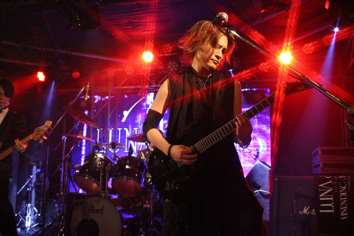 HRYK_Thrasher's tweet photo. 2026/09/26 吉祥寺クレッシェンド
LUNA PARK 5th anniv. GIG
PARK OF CHAOS

使用機材紹介① ESP HORIZON-I
久し振りにステージに登場させました！
LOVELESSを理想の音で届けるためにフロントをサスティニアックに改造しています🖖

📷by @SARAphotograph3 

#LUNAPARK
#LUNASEAコピバン https://t.co/s6I23fOZVo