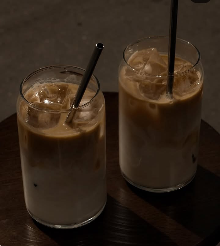 Lauofserenity's tweet photo. i love coffee because it makes me feel like i have my life together for approximately 45 minutes☕️ https://t.co/Ry7c81iK6r