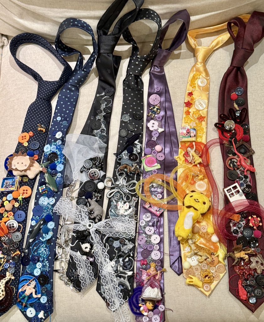 gentleescape's tweet photo. Cute ties https://t.co/tNW6u7tB9r