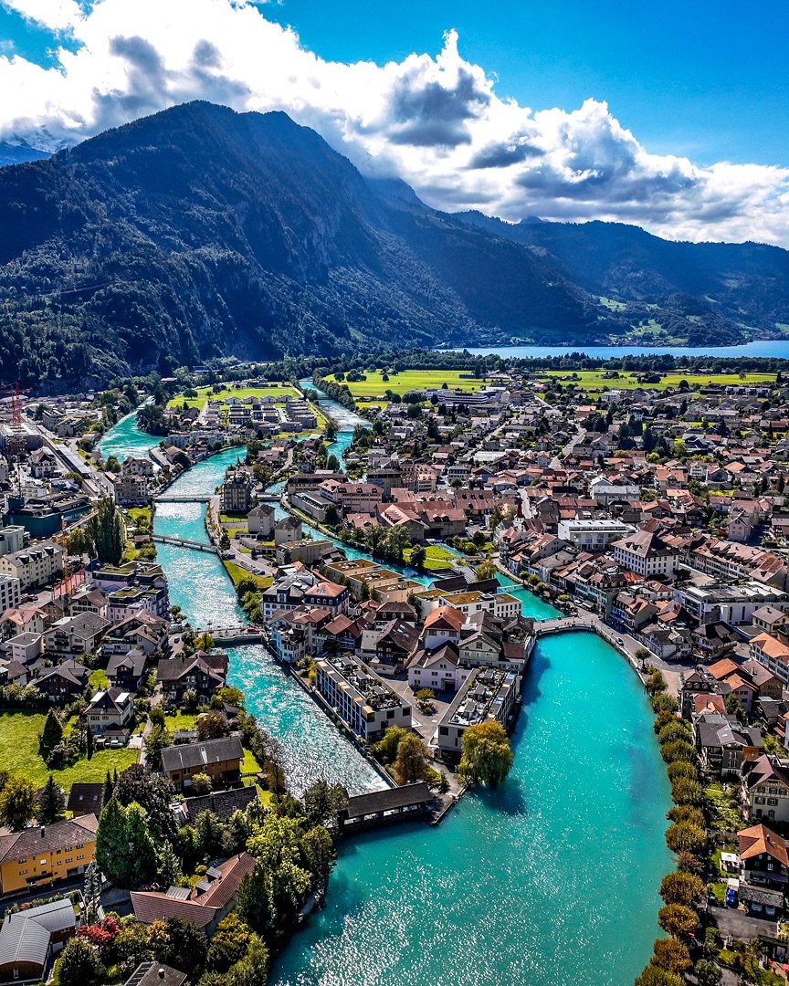 TravelBucketX's tweet photo. Interlaken, Switzerland 🇨🇭 https://t.co/zph62TpEVq