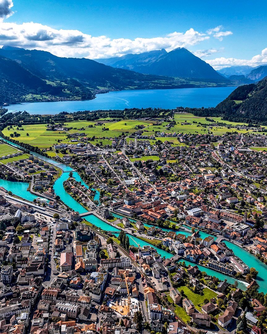 TravelBucketX's tweet photo. Interlaken, Switzerland 🇨🇭 https://t.co/zph62TpEVq