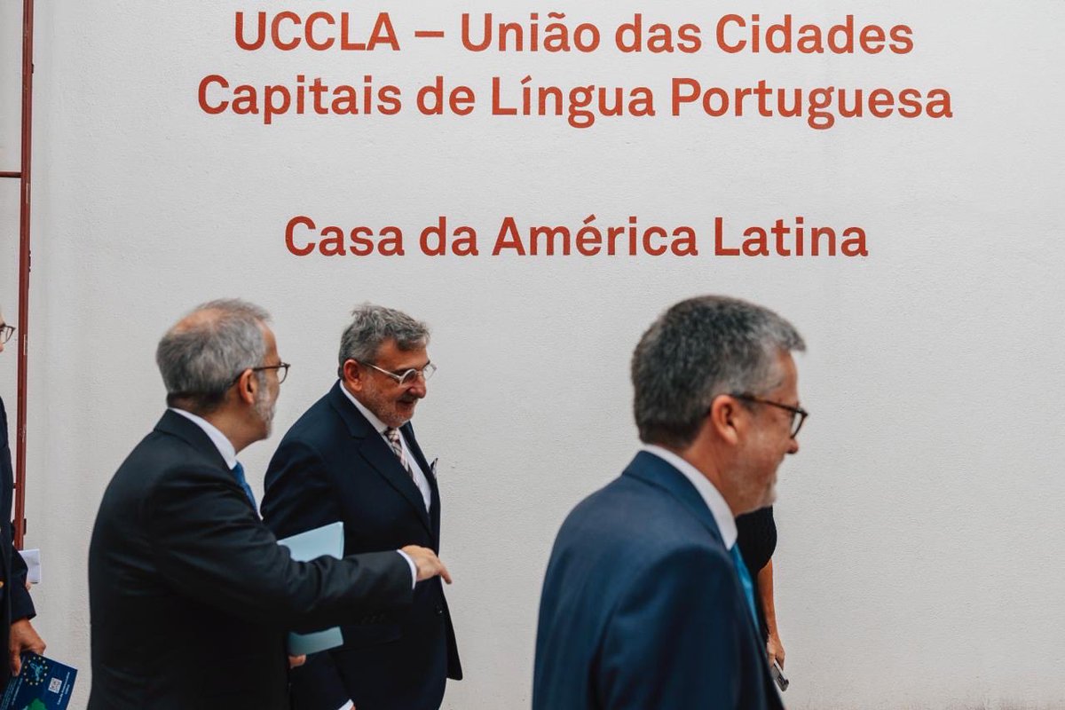 mne_pt's tweet photo. Na Casa da América Latina, o MNE @PauloRangel_pt sublinhou a importância estratégica do Acordo Mercosul para Portugal e para a Europa. 

Além do seu impacto comercial muito positivo, o Acordo tem uma dimensão geopolítica: reforça as relações com a América Latina e contribui para a criação de uma rede global de acordos de comércio livre.