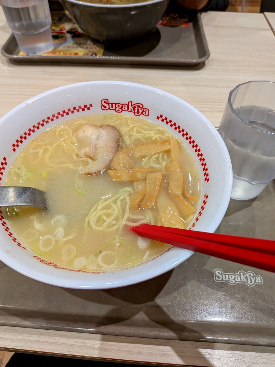 abeyurika's tweet photo. 今日の夕飯はスガキヤヽ(=´▽`=)ﾉ

#なごこそ　#日常報告 https://t.co/iHZ0TGvkaH