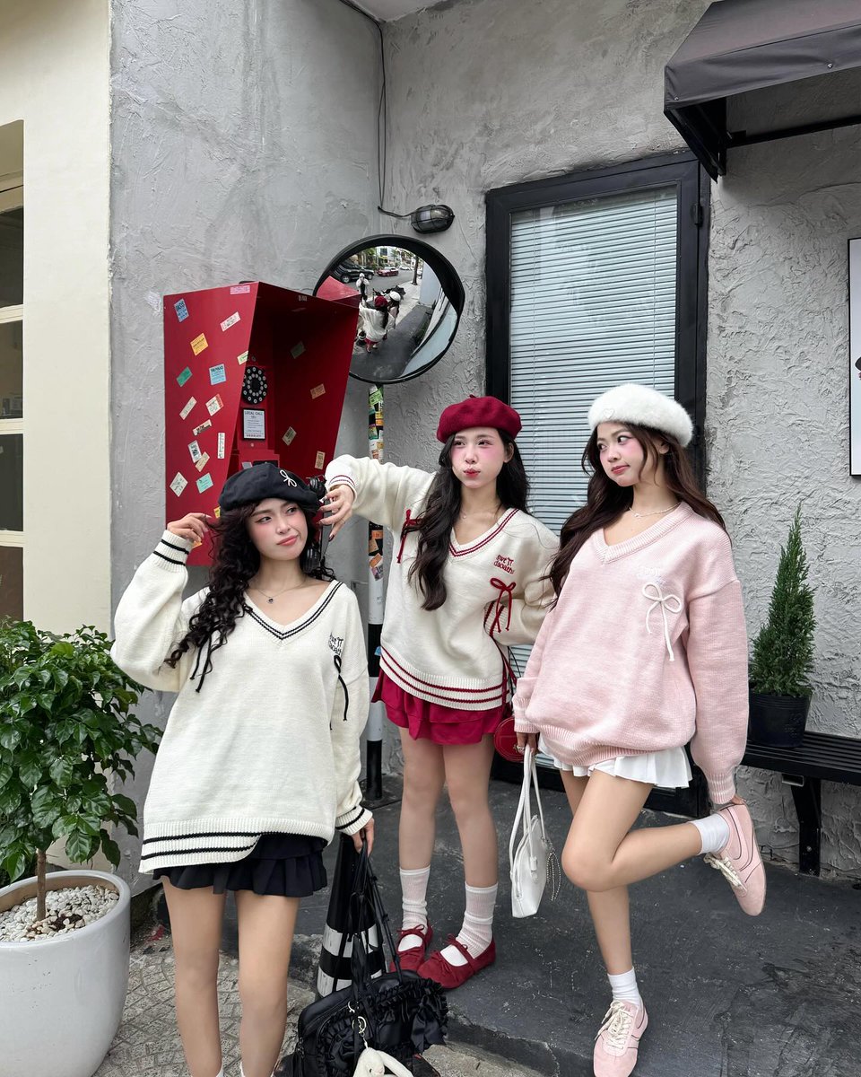 Malditorumbo's tweet photo. 世界中に星はたくさんあるけど、僕の目には君しか映らないよ。結構大事なことだと思うんだ。 🍰👀
UrBZ https://t.co/rRF7N7JBoo