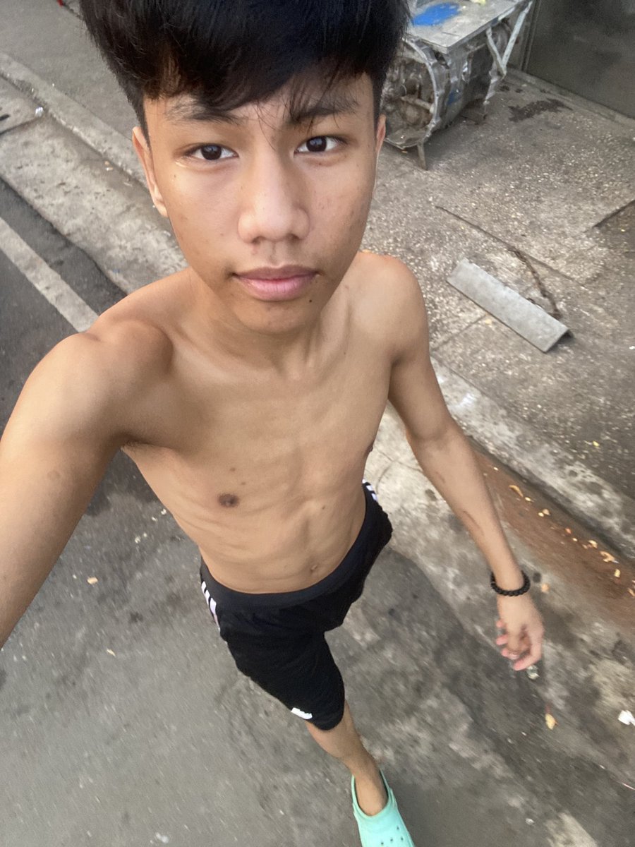 EulFajardo's tweet photo. dm my tg @kidslue https://t.co/2K1muNge50