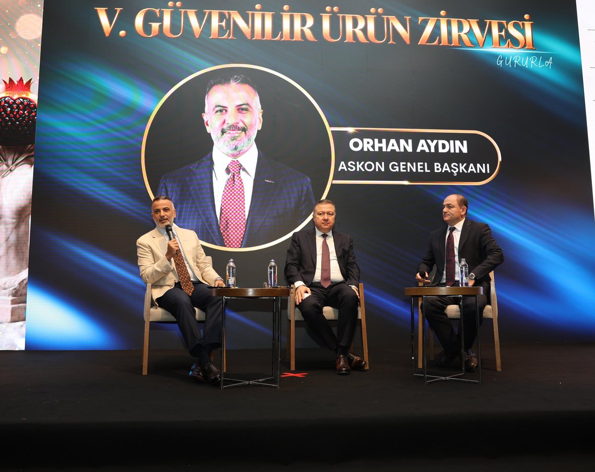 orhanaydin's tweet photo. 5.Uluslararası G��venilir Ürün Zirvesi ve Feed the Future Ödül Töreni’ne katılarak, “Ekonomistler Değerlendiriyor: Kaynaklar ve Kaynak Yaratanlar” başlıklı panelde TİM Başkan Vekilimiz Sayın Ahmet Öksüz ile birlikte değerlendirmelerimizi paylaşarak programa katkı sunmaya çalıştık.

Panelimizin ardından zirvede yer alan stantları ziyaret ederek, firmalarımızın çalışmalarını ve yenilikçi ürünlerini yakından inceleme fırsatı bulduk.

Unutulmamalıdır ki; “Gıda güvenliği bir tercih değil, toplum sağlığının vazgeçilmez şartıdır.” Güvenilir üretim, sürdürülebilirlik ve kaynaklarımızın verimli kullanımı; hem ekonomimizin hem de gelecek nesillerimizin geleceği açısından büyük önem taşımaktadır.

Bu vesileyle zirvenin ve ödül töreninin hayırlara vesile olmasını diliyor, ödüle layık görülen tüm kişi ve kurumları gönülden tebrik ediyorum.

Bu kıymetli organizasyon ve nazik davetleri için Güvenilir Ürün Platformu Başkanı Sayın Celal Toprak’a; panelimizin moderatörlüğünü üstlenen kıymetli hocam Prof. Dr. Sefer Şener’e teşekkür ediyorum.

Emeği geçen herkese şükranlarımı sunuyorum.