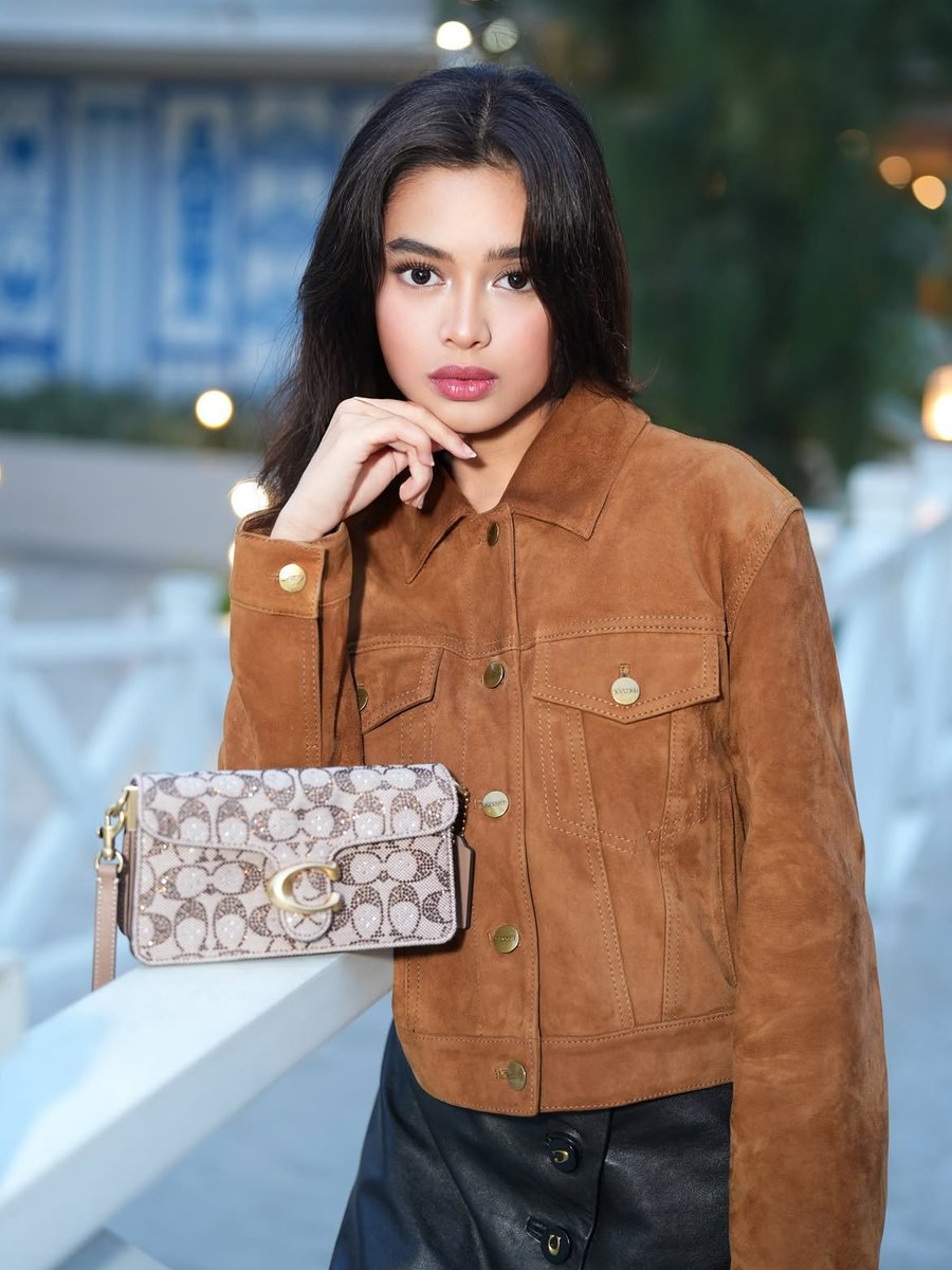 1114files's tweet photo. ୨୧ Instagram Feeds Update

best takeaway @Coach @kanmogroup.fashion #CoachNY #CoachIndonesia  🤎✨

credit : aqeelacalista https://t.co/uCiZ7ncBl5