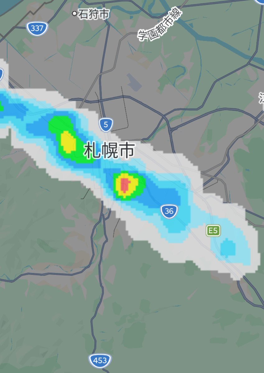 sapporolife2021's tweet photo. うわー突然の土砂降り（19:40）🌧️
#札幌市 https://t.co/LLWGon1ROk