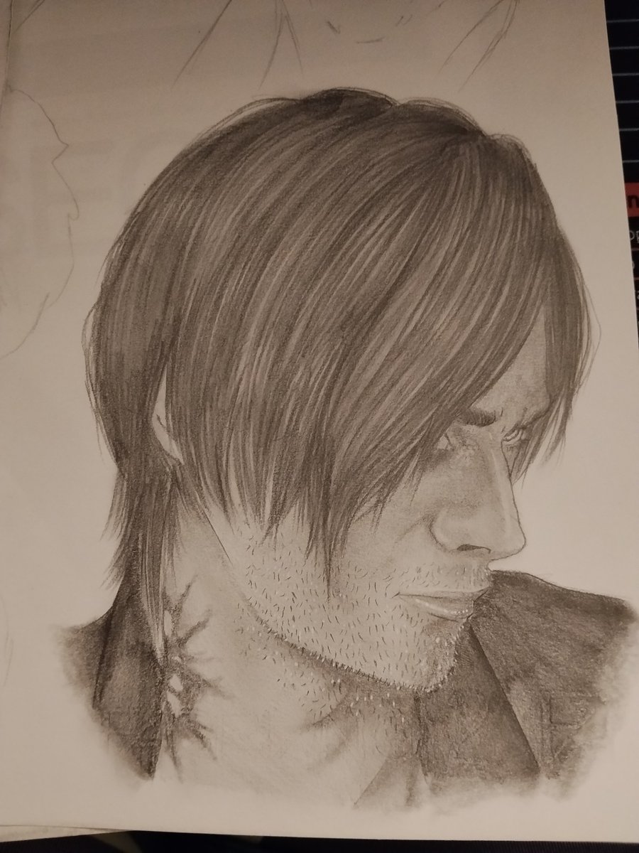 Shivaglace's tweet photo. I'll put some of my graphite drawings too😊
#residentevildrawingsㅤ #leonkennedy #ResidentEvil https://t.co/QjbW4LpgOd