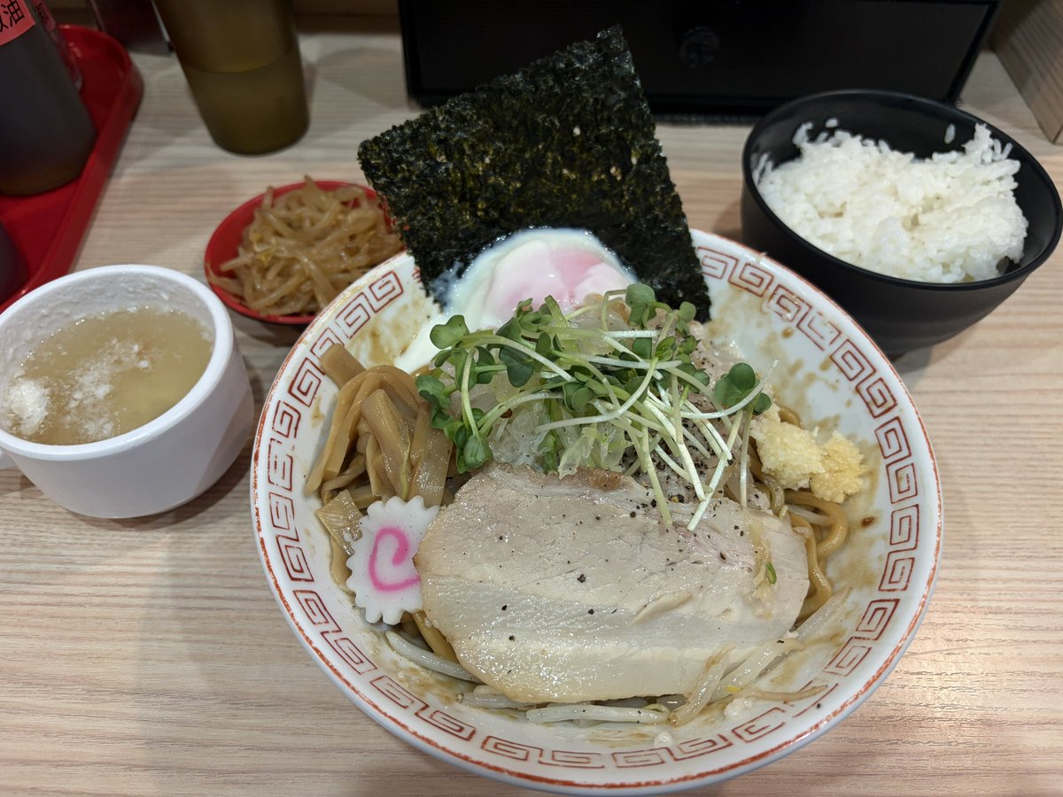 chuo_05's tweet photo. 學会久しぶりすぎて感動した https://t.co/1evue7XMoA