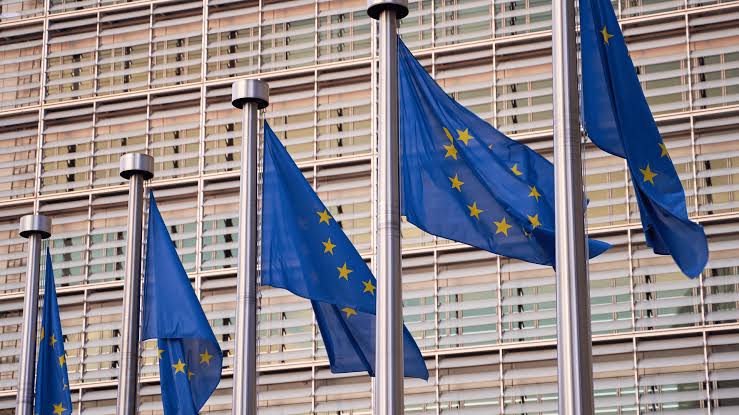 FrostUnmanned's tweet photo. Europe is strengthening cooperation on drones and counter-UAS.

EU member states approved five Defence Projects of Common Interest, including one focused on drones and counter-drone capabilities.

Scaling production, interoperability and resilient supply chains will be key.

#UAS https://t.co/Y0cMsZxWLS