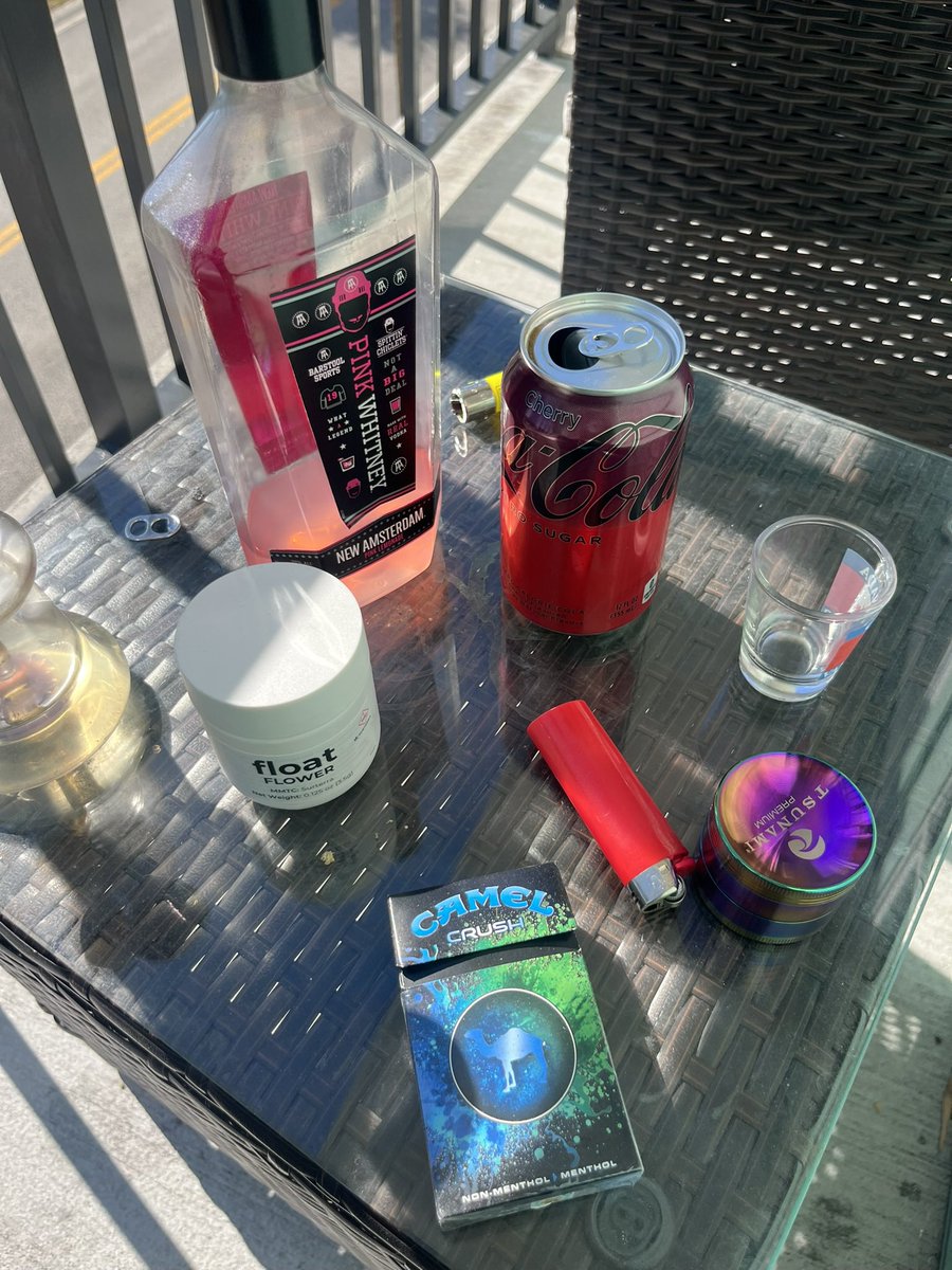 karina_core's tweet photo. i miss when this used to be my typical 3pm on a tuesday https://t.co/s4uSzQ7rds
