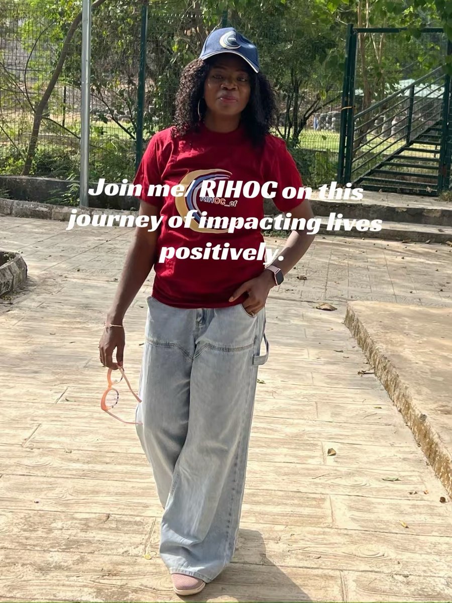 nataliebakerzcf's tweet photo. What’s your favourite colour? Swipe through. For 11 years, I’ve supported vulnerable children with scholarships, school supplies, sandals and relief items. I’m grateful to everyone who has helped us. Join us in changing lives in rural communities. https://t.co/heye9BknwL