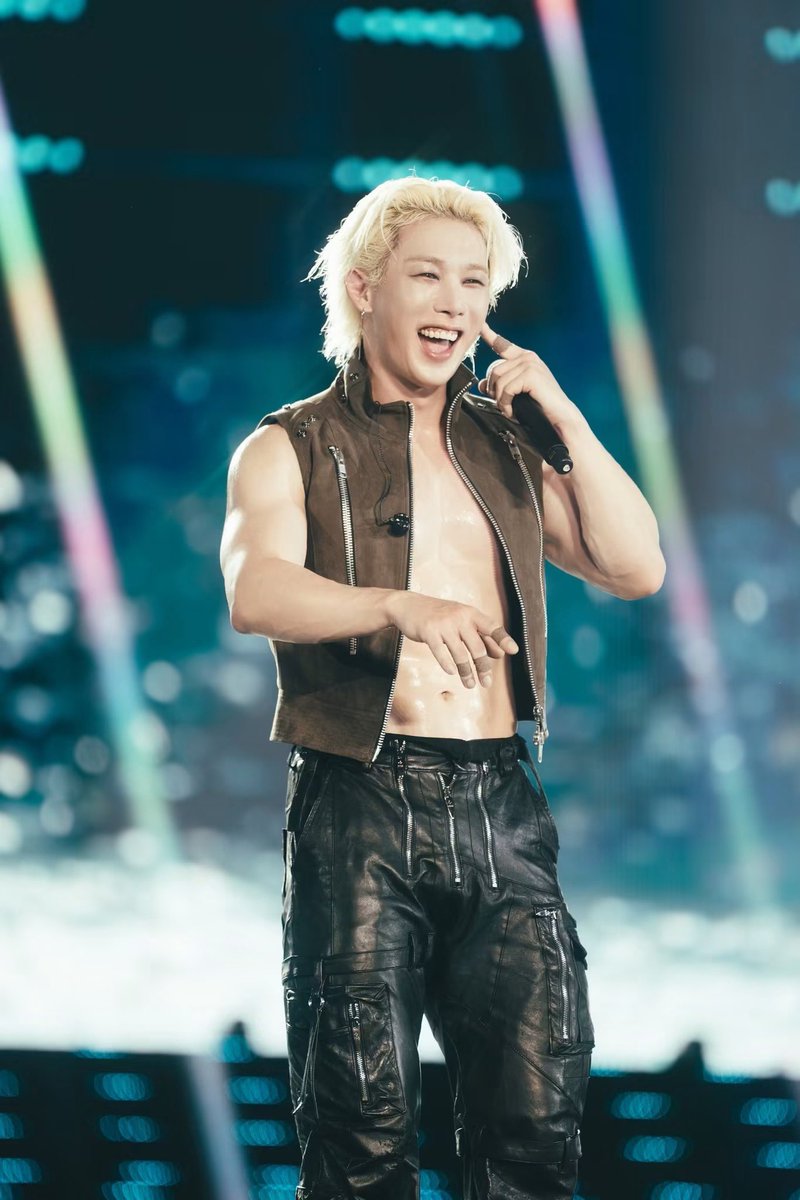 youp_puoy's tweet photo. 진짜 ㅠㅠ 너무 좋다 ㅠㅠ...... https://t.co/zROQqsuz7V